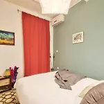 Art House - Retro Bordello Apartmán *