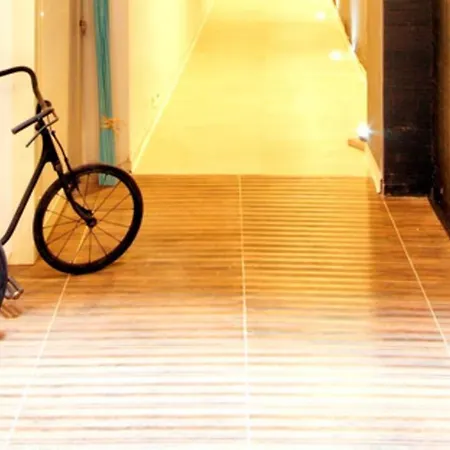 Art House - Retro Bordello Lägenhet